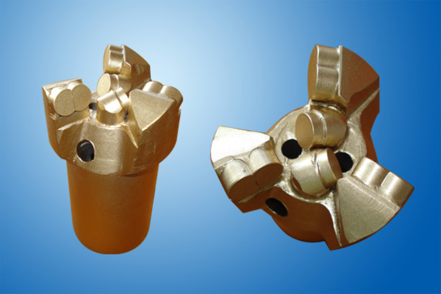 Ф75内凹三翼钻头（超强）